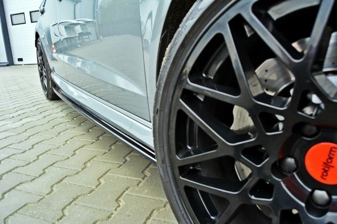 Seitenschweller Ansatz Cup Leisten für Audi RS3 8V Sportback