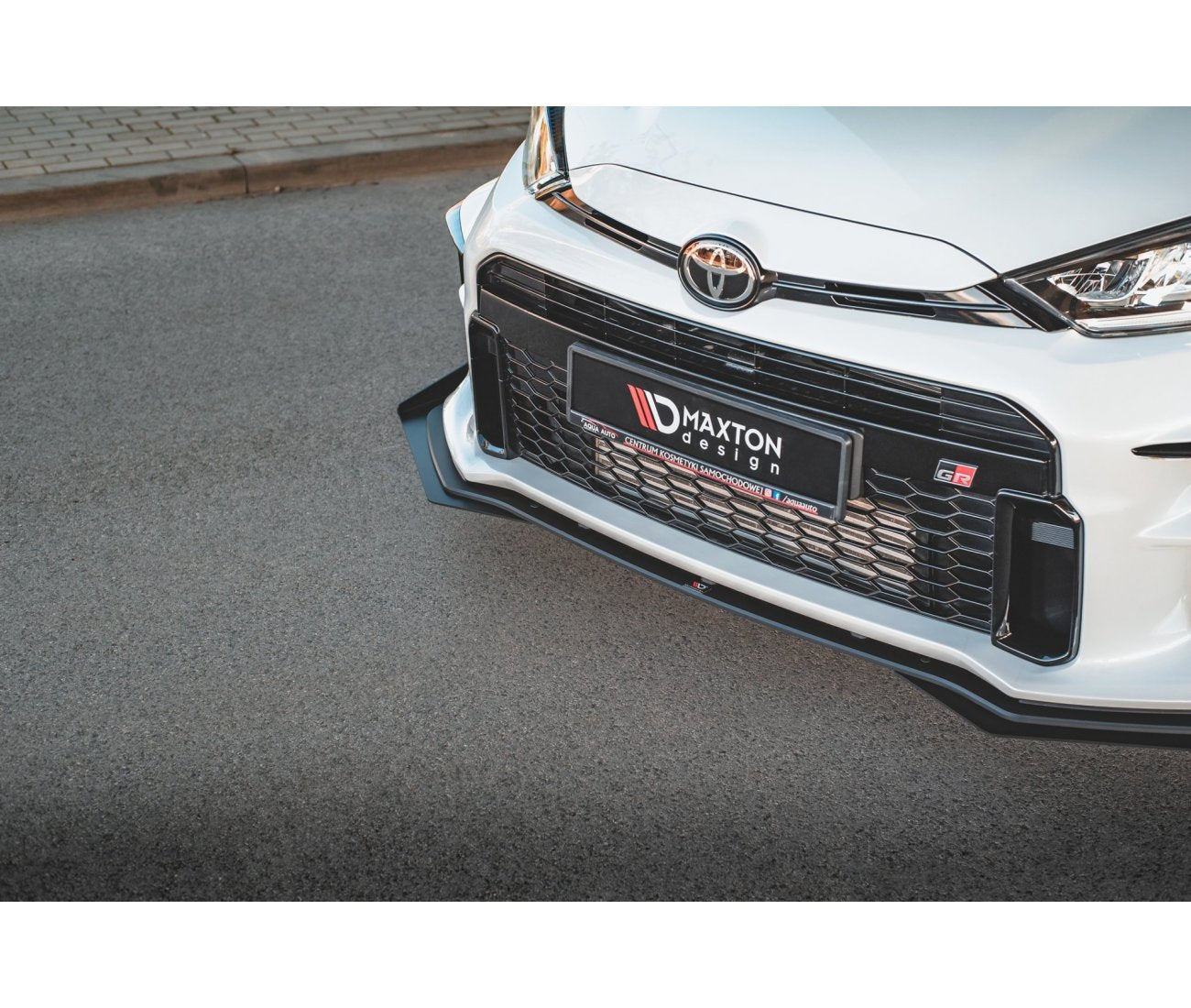 Front flaps for Toyota GR Yaris 